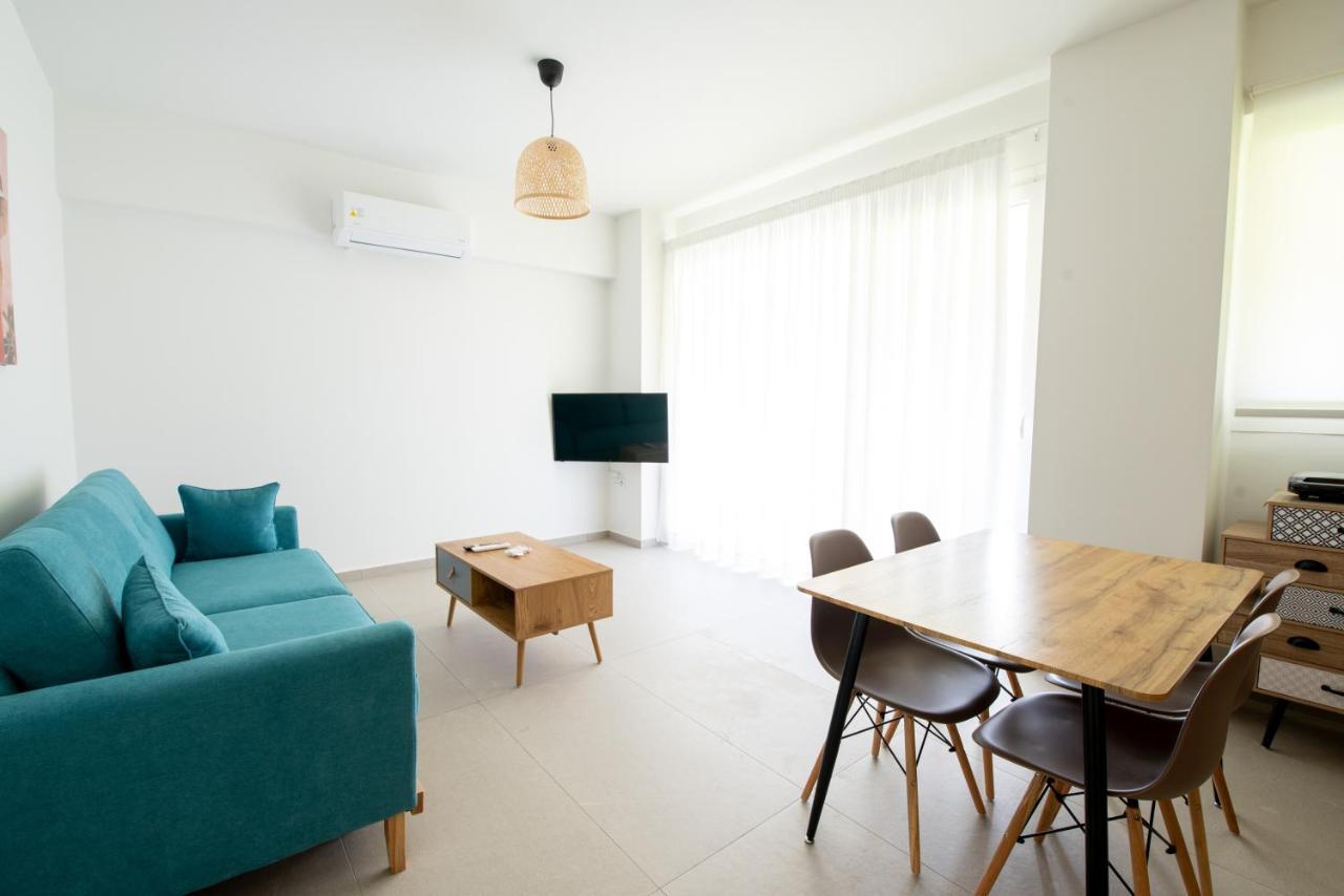 Ennea Suites-Storm Suite Flámbouras エクステリア 写真